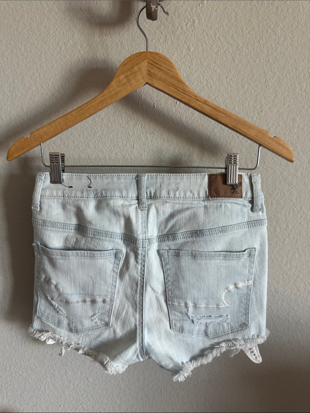American Eagle Outfitters Super Stretch Hi-Rise Shortie Jean Shorts Lace Pocket - Picture 4 of 7